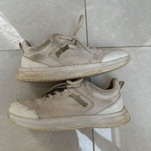 Prince Women's Athletic Sneakers in Light Beige / Off-White